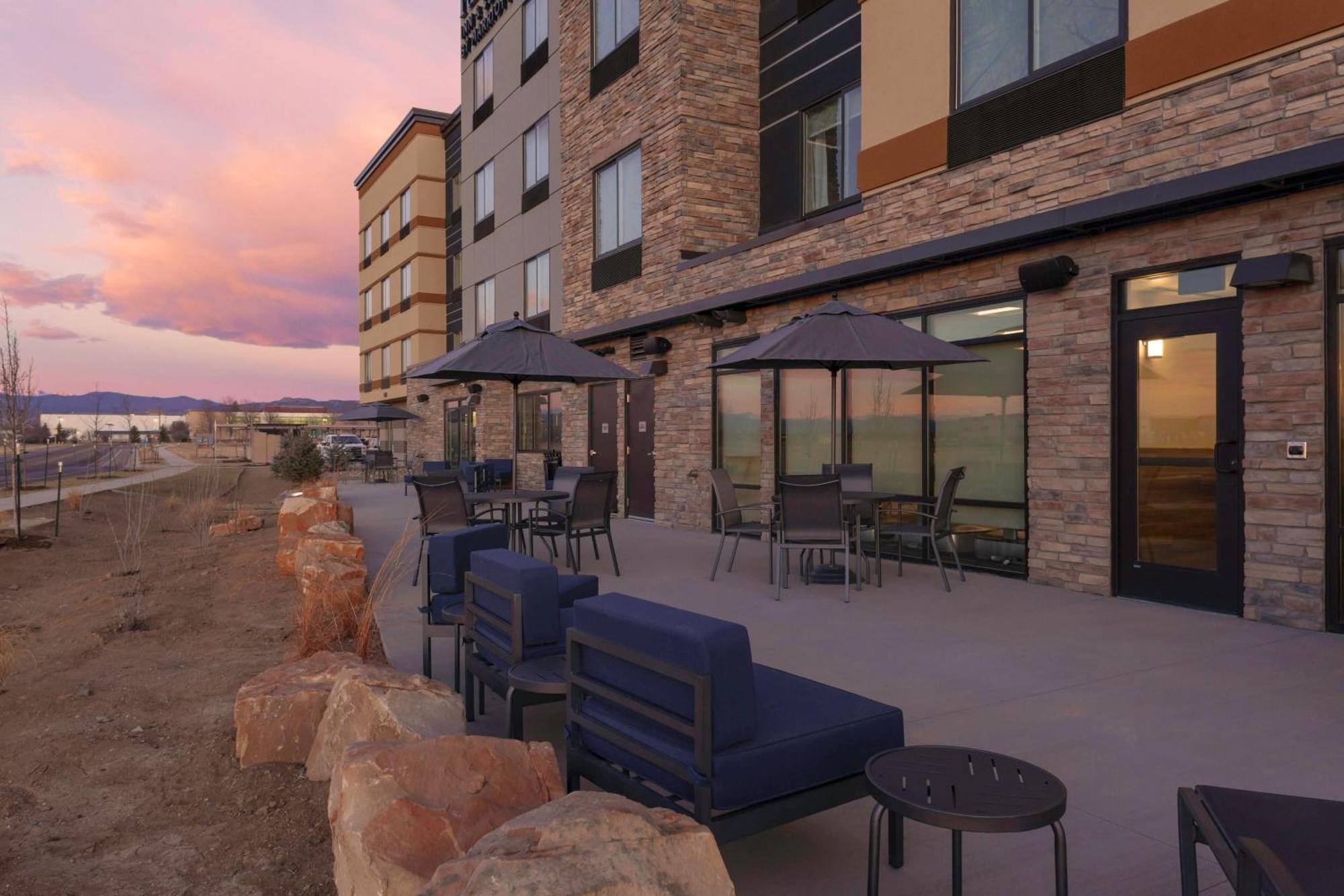 Fairfield Inn & Suites By Marriott Fort Collins South Exterior photo